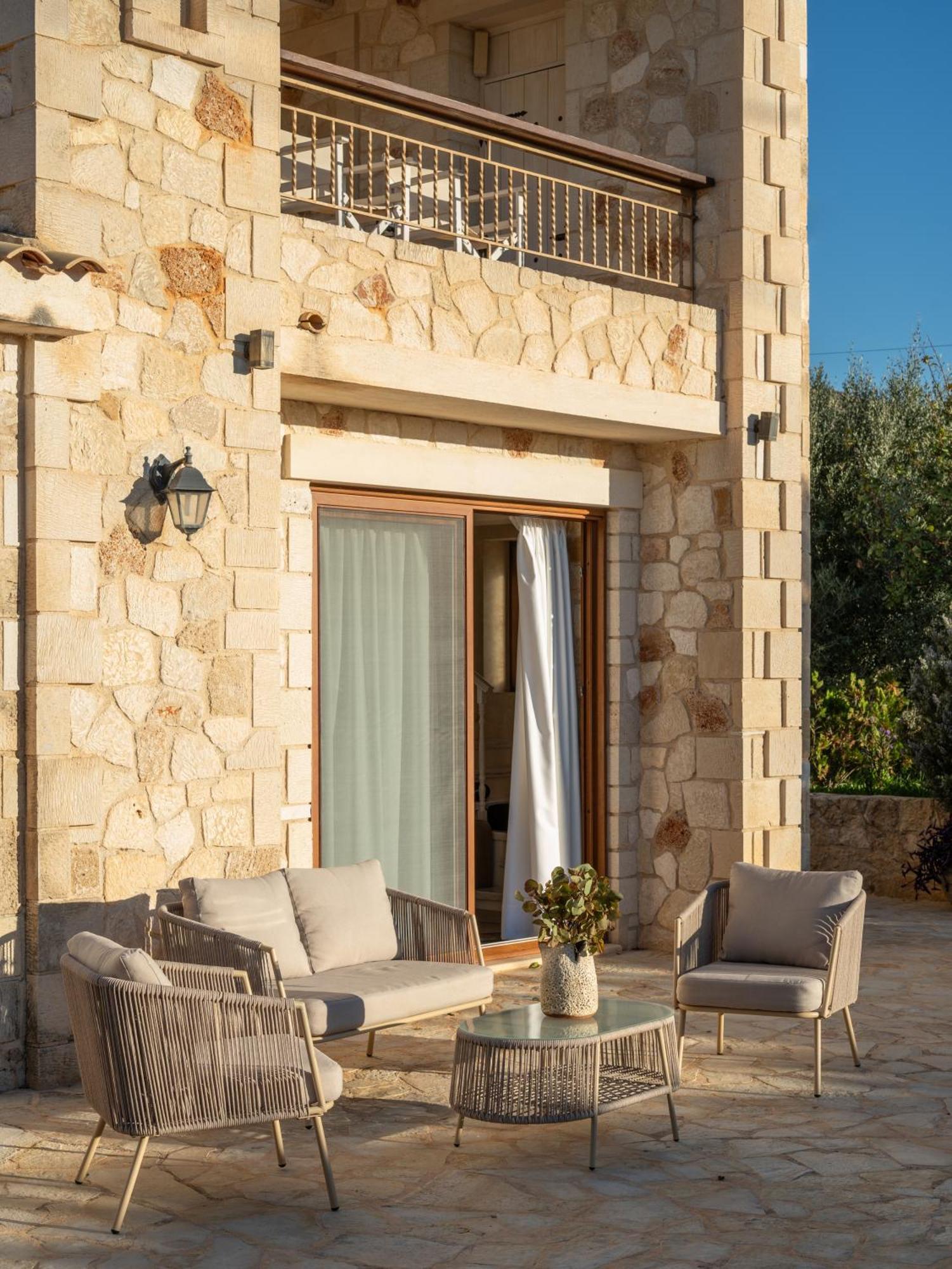 Villa Ydria Chavriáta Esterno foto